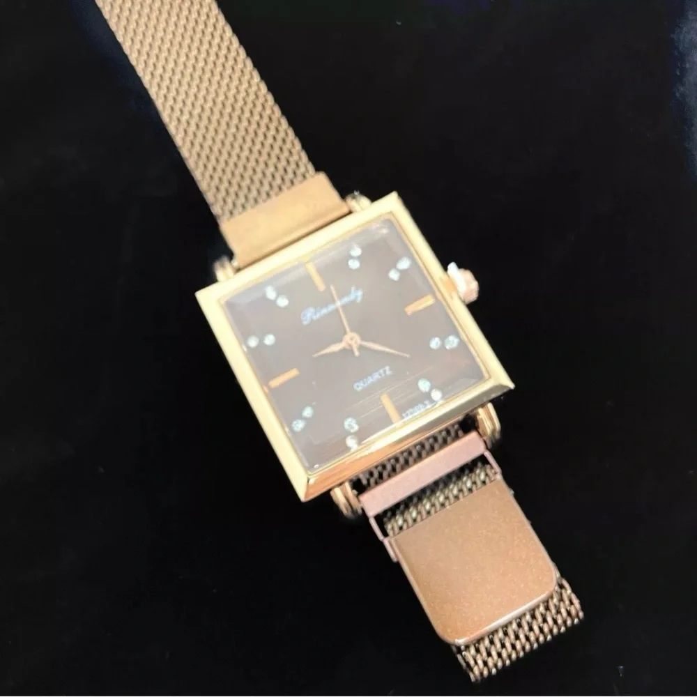 Women’s Bronze Metal Band Costume Jewelry Stainless Steal Quartz Watch